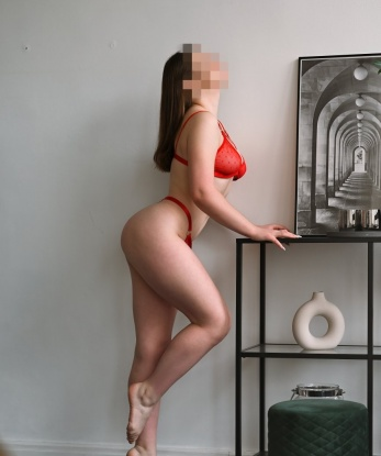 Анкета проститутки Карина - Фото 1, Новгород-Северский, 20 лет, №13952